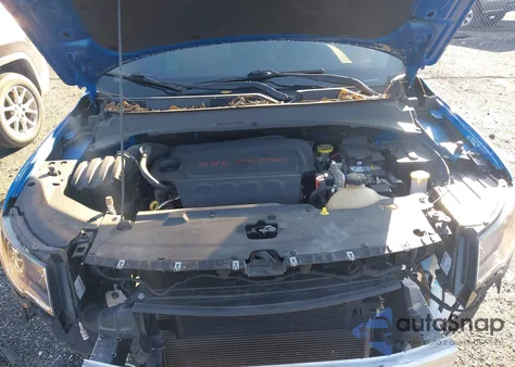 2018 Jeep Compass Latitude 4X4 из США, поврежденный, VIN 3C4NJDBB3JT167790